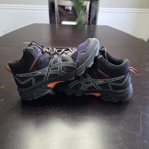 Asics Gel Venture 8 Women's Hiking Boots Size 6 Black and Orange